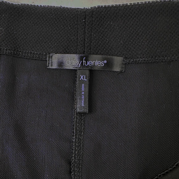 Daisy Fuentes Shapewear Pencil Skirt  Black XL  Hidden tummy panel - Picture 4 of 5